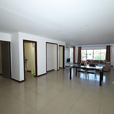 Tropical Plaza Apt ナンディ エクステリア 写真